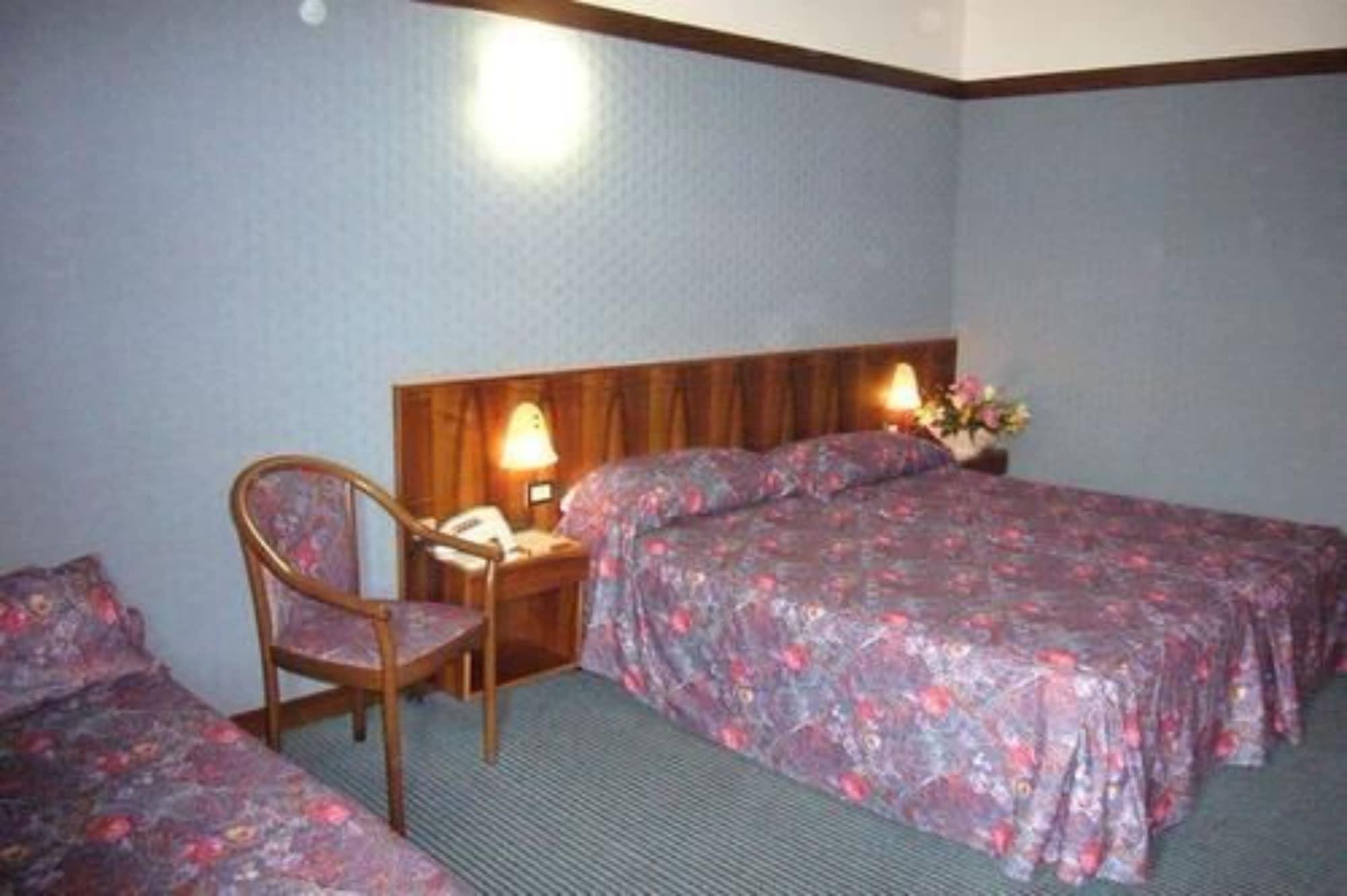 Park Hotel Oasi 가르다 외부 사진
