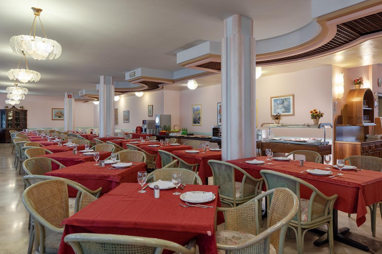 Park Hotel Oasi 가르다 외부 사진